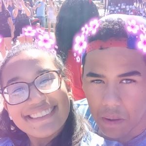 Meet your Posher, Carla